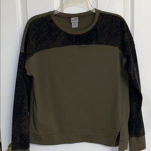 Champion Olive Green Brown Long Sleeve Crew Neck Cotton-blend Top Size Medium